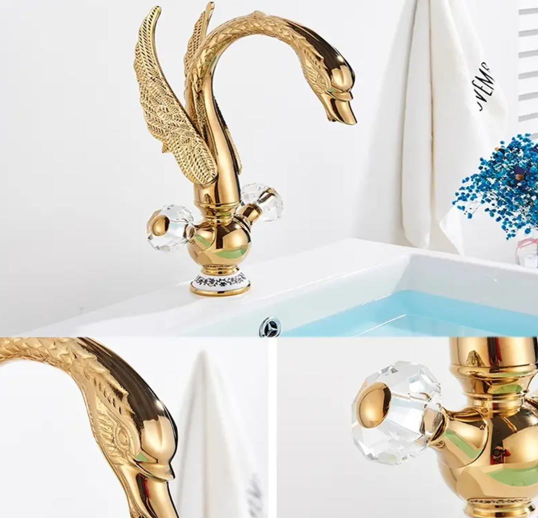 Gouden Waterval Wastafelkraan – Luxe Design met Warm/Koud Mengfunctie