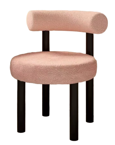 Lot de 2 chaises modernes en laine d'agneau avec pieds noirs et dossier semi-circulaire.