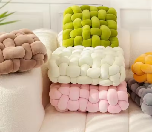 Luxe handgemaakt vierkant knoopkussen