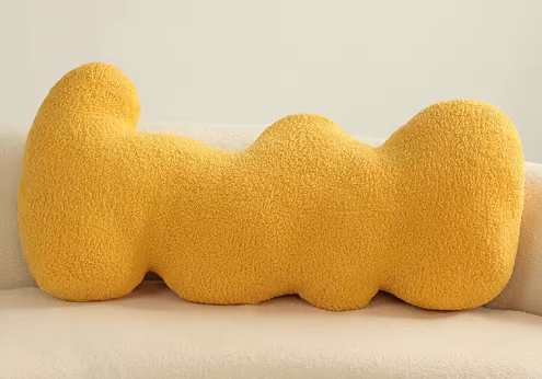 Cloud Curve Designkussen – 93X46cm Sculpturaal Bouclé Sierkussen in Crème | Luxe Organische Woondecoratie