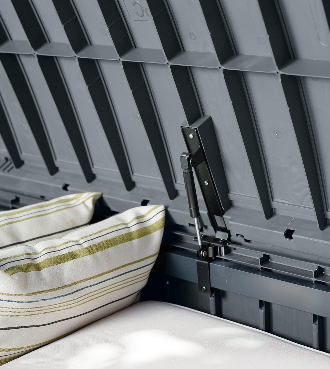 Luxury Garden Storage Box – 390L | Graphite color