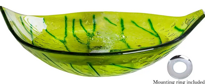 Zijaanzicht van een groene glazen waskom met golvend ontwerp en bijpassende glazen kraan.