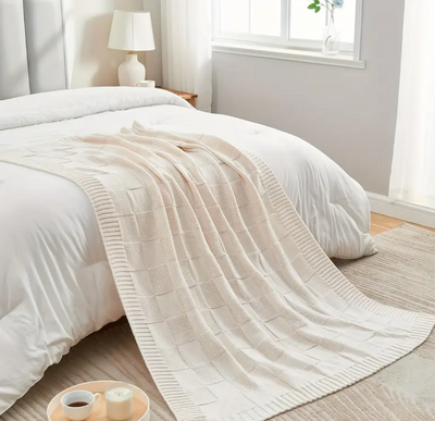Nordic Nest Throw
