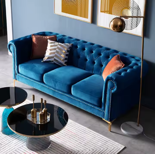 Moderne Chesterfield Zetel – Verkrijgbaar in Verschillende Kleuren en Formaten | Luxe Designbank