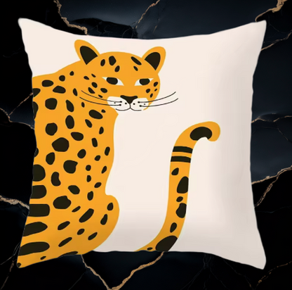 Luxe sierkussen Azure Panther – handgemaakte kussensloop met artistieke illustratie en hoogwaardige, zachte stof voor een verfijnde uitstraling.