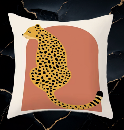 Luxe Azure Panther sierkussen – grafisch ontwerp van een luipaard in moderne stijl, voor een speelse en verfijnde toevoeging aan je interieur.