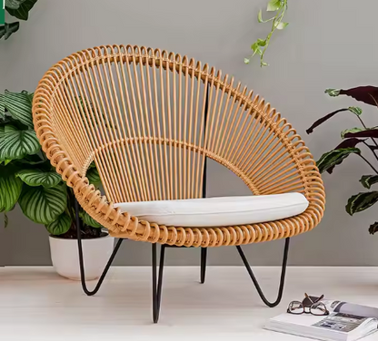 Round Rattan Lounge Chair with Side Table – Boho Design Chair on Black Metal Legs 105X86X93